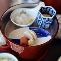 日本料理 初海 - 