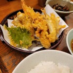 天ぷら心平 - 季節の天ぷら定食1000円