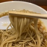 Sarusuberi - 麺リフトアップ
