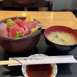 食事処 さか本 - 地魚丼1350円