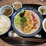 四川家庭料理 中洞 - 