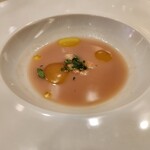 Torattoria Pittsuxeria Sareruno - 赤カブのスープ