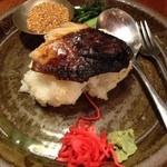 亀は萬年 - 焼寿司