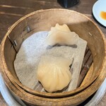 直家   - エビ蒸し餃子　¥350