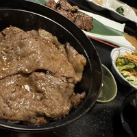 肉割烹 加賀屋 - 
