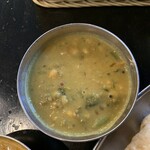 Indian Street Food & Bar GOND - マイルド：ほうれん草と2種の豆