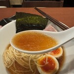 酒肴場 屯 - やや強めのカエシでパンチのある仕上がり