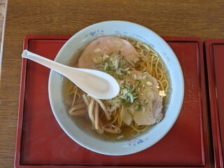 Wakatake Shiyokudou - 透き通ったスープのシンプルラーメン