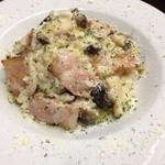 【おすすめ】キノコとベーコンのチーズリゾット