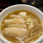 ラーメン専門店 徳川町 如水 - 醤油全部のせ