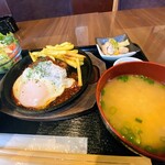 創作居酒屋 吉 - 鉄板ハンバーグステーキ定食