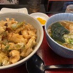 名物げそ天丼と自家製うどん お多福 - 