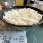 大昇楼 - 大盛りのどんぶりは、うどんや蕎麦でお馴染み