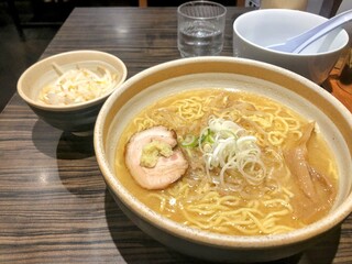 らーめん 福籠 - 味噌ラーメン大盛　もやしトッピング