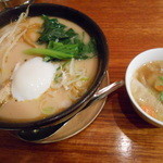 麺屋 空海 - 鶏白湯と水餃子