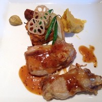 TOOTH TOOTH GARDEN RESTAURANT - 若鶏のモモ肉のパリっと焼き