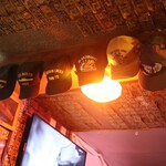 SUNNY - キャップと名前が書かれたドル札