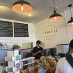 Nalu Health Bar & Cafe - 
