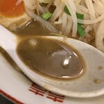 西永福の煮干箱 - 限定麺 味噌の箱  スープ