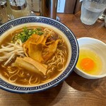 Tokushima Ramen Haruma - 徳島ラーメン＋生卵