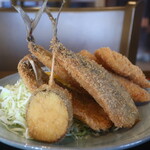 定食あさはち - 魚のミックスフライ