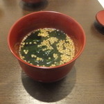 新わかめ梅肉ぶぶあられ