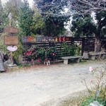 もも - 入口の看板