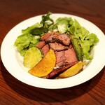 【水曜日】〝葉山石井牛〟ローストビーフ丼