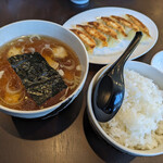 中華〇〇亭 - 餃子定食