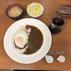 洋食レストランみつわ - ハンバーグカレー、サラダドリンクセット（アイスコーヒー）