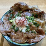 KOMEKUUTO - 豚丼