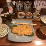 とんかつ 美とん - 塩梅特上ロースかつ定食