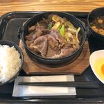 SD FOOD MARCHE D-MARKET - 牛すき鍋定食