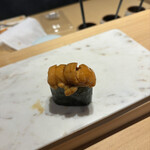 鮨 よし富 - お高級ウニが… こぼれるほどてんこ盛り❤︎