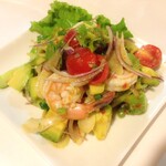 shrimp avocado cocktail salad