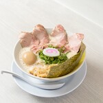 雞肉蕎麥面 【醬油】 (煮雞蛋·無海苔)