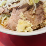 ラーメン二郎 - ニンニク少し