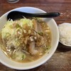 つけ麺 らーめん 春樹 - 煮豚ラーメン、サービスライス