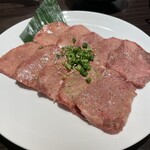 炭火焼肉 ホルモン処 縁 - 