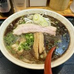 Miso Men Dokoro Hanami Chian - 黒味噌ラーメン (細麺) 980円
                        2024年3月4日