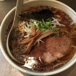 はな火屋 - 醤油ラーメン 中盛サービス 650円