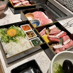 精肉卸問屋直営焼肉店 牛次郎 本町店