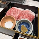 精肉卸問屋直営焼肉店 牛次郎 - 