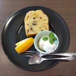 大人 cafe レヨン - フルーツパウンドケーキ