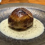 馳走西健一 - ⑦太刀魚(静岡県駿河湾産、サスエ前田魚店、泳がせ)&玉葱の大葉巻きのパイ包み焼き、、ブールブラン・ソース