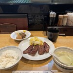 牛たん料理 閣 - 