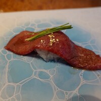 鉄板焼きWAGYU LIVERARY - トウガラシの握り