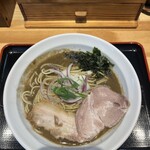 煮干らぁめん 樹鈴 - 煮干し感タップリな濃厚煮干しそば
