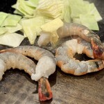 お好み焼屋みっちゃん - 美味すぎて追加した
      「エビの塩焼き」 (*´∇｀)ﾉｼ これまたヤバす