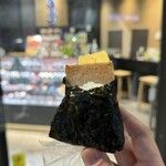 Omusubi Momochi - 